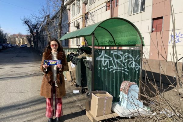 Прорывы труб, «дырявые» дороги и открытые люки. Астраханцы жалуются в ЛДПР | АРБУЗ