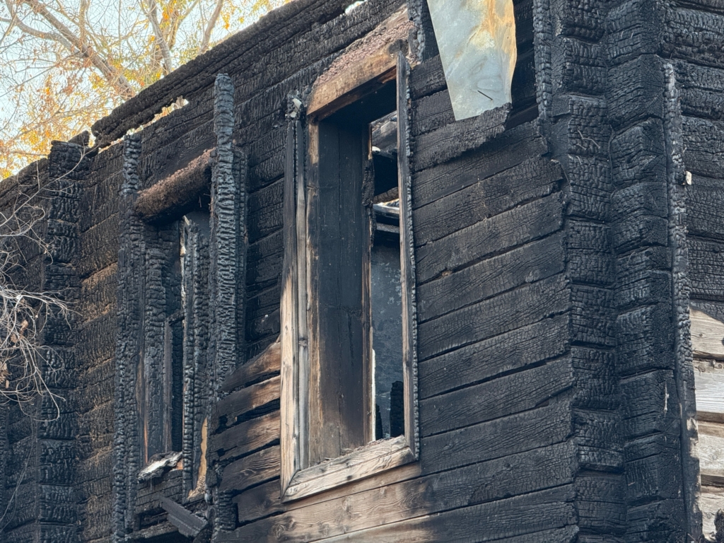 В астраханском селе при пожаре погиб пенсионер
