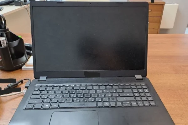 В крае возбудили уголовное дело из-за слива интимных фото и видео девушки