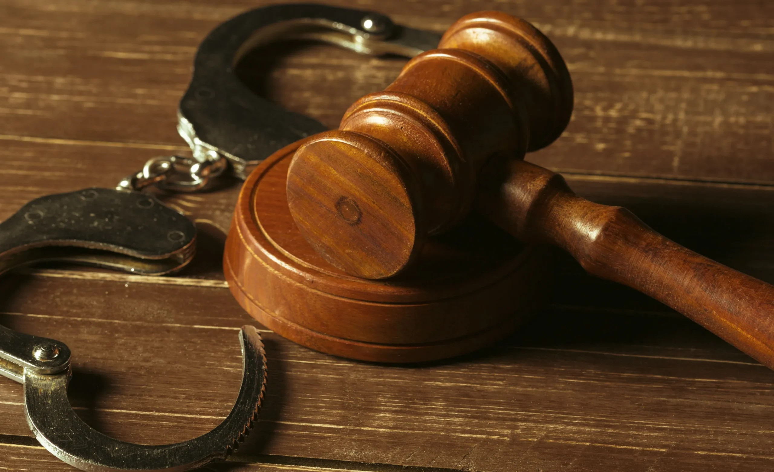 Жителя Тувы осудили за убийство двух знакомых