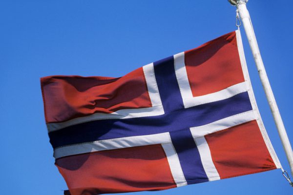 Адвокат экс-премьера Норвегии опроверг слухи о попытке суицида