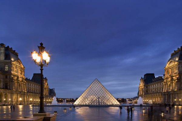 Искусствовед Лихачёва: директором Лувра мог бы стать иностранец