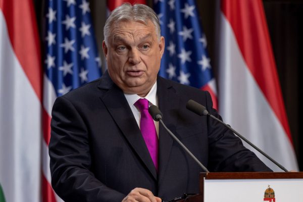 Орбан: Венгрия не хочет, чтобы у Украины была 800-тысячная армия