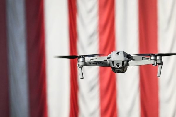 FT: многие БПЛА, которые Запад передаёт Киеву, устаревают до прибытия на Украину