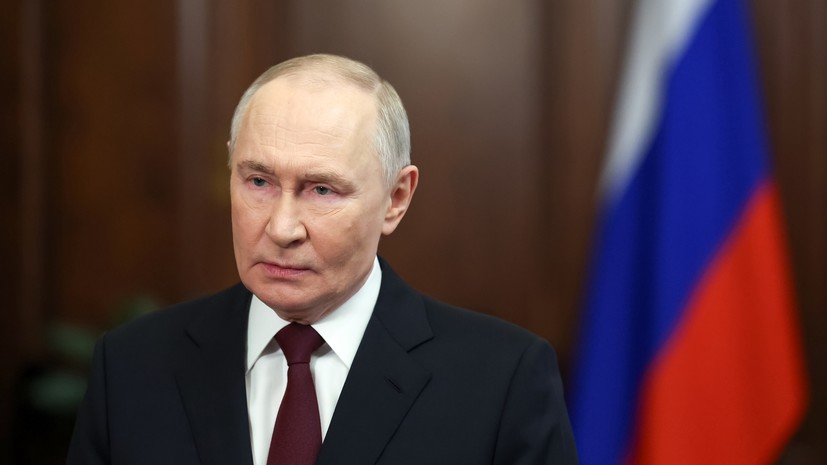 Путин поздравил бойцов Сил специальных операций с профессиональным праздником