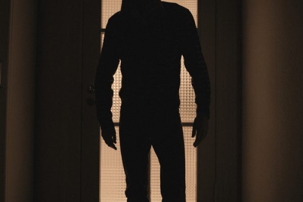 РИА Новости: подозреваемый в похищении девочки в Смоленске даёт показания