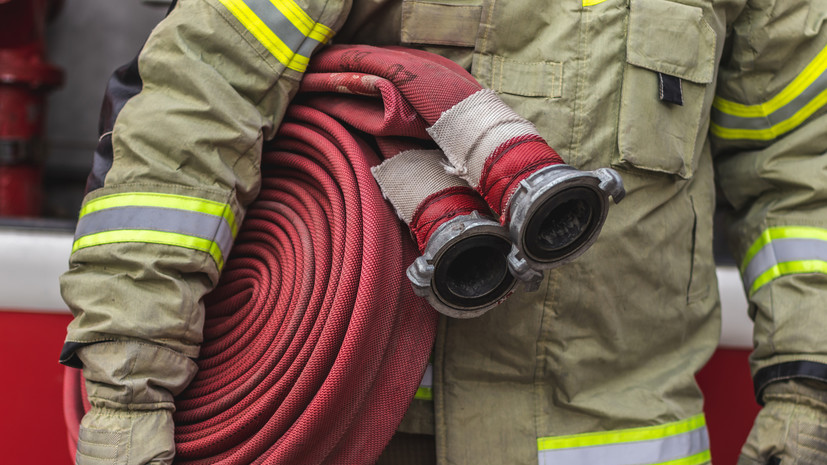 Объекты топливно-энергетического комплекса загорелись в ЛНР из-за атак ВСУ