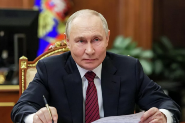 Песков анонсировал совещание Путина с постоянными членами Совбеза России