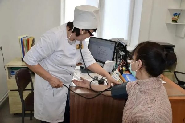 В Астраханской области удалось переломить ситуацию с нехваткой медработников | АРБУЗ