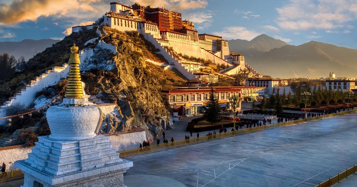 Катя Лель весной отправится в Тибет покорять гору Кайлас