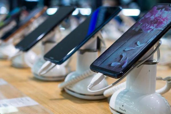 Китайские изготовители смартфонов резко поднимут цены уже в марте