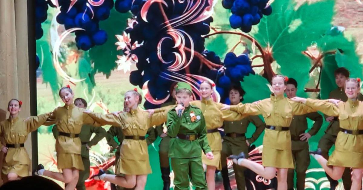 Десять историй о главном: в Королеве завершился конкурс патриотический песни для детей героев