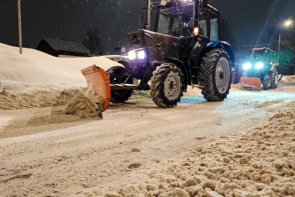 В Подольске коммунальные службы в круглосуточном режиме чистят улицы