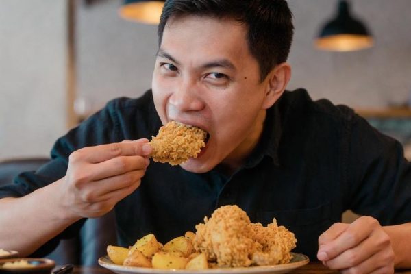 Россиянам объяснили, почему аппетит растет именно зимой