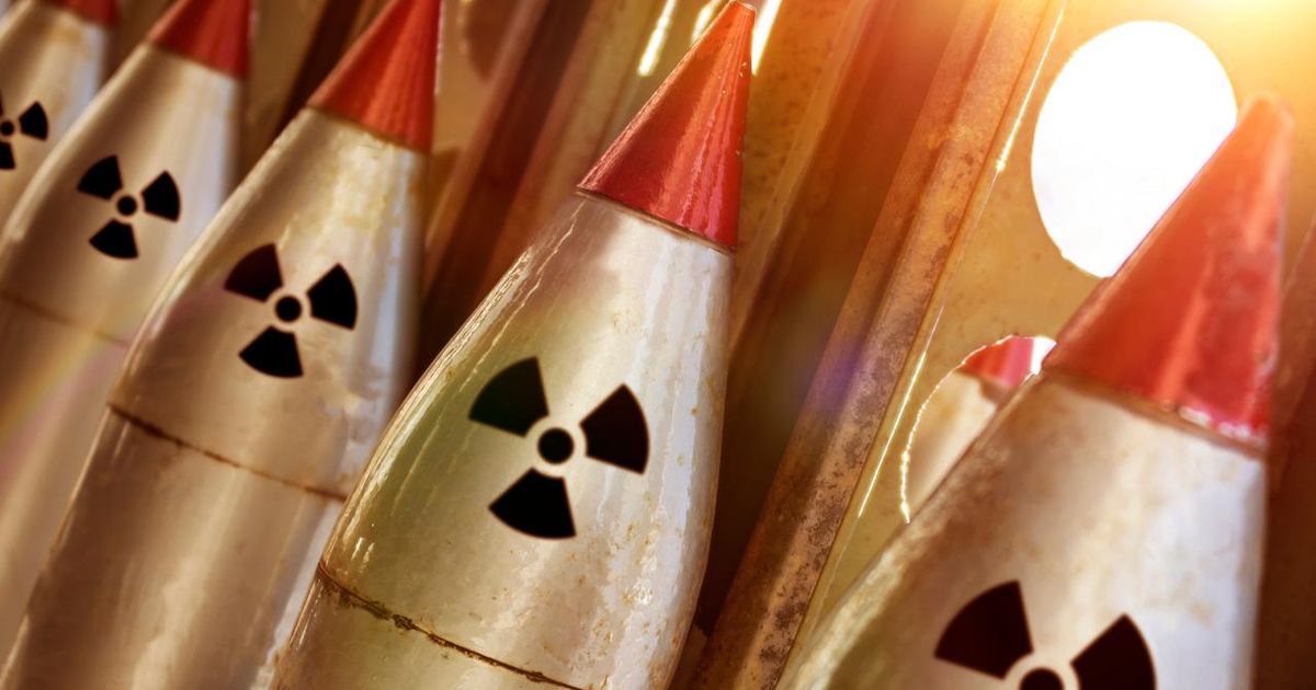 «Грязная бомба» для Киева: зачем Лондон и Париж повышают ставки в переговорах с РФ