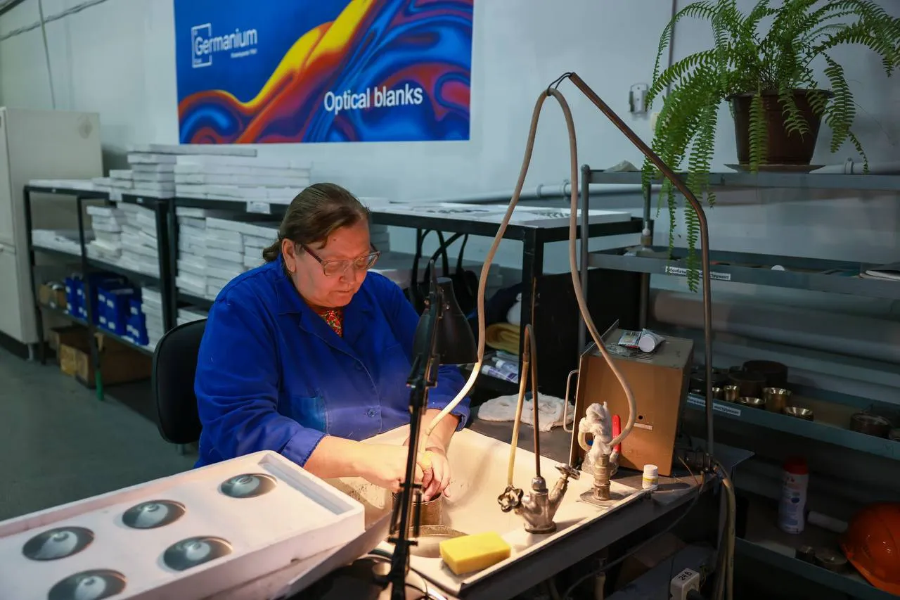 Премьер-министр Михаил Мишустин отметил красноярский проект по изготовлению оптоволокна в рамках отчета о работе федерального правительства за 2025 год