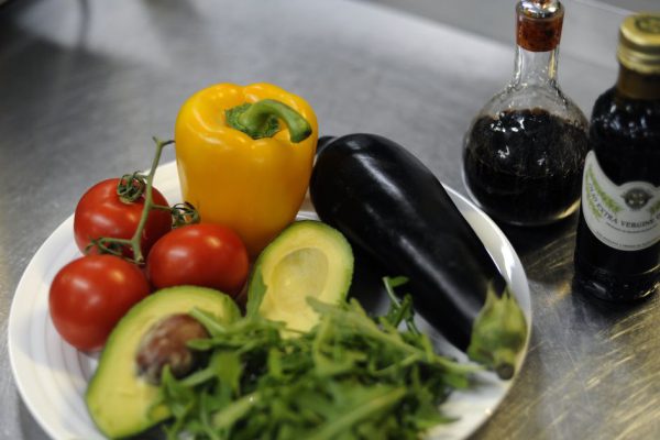 Томаты, морковь и брокколи: как приготовление усиливает пользу овощей