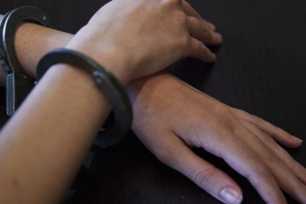 Тюрьма за «грязную» работу: в Кашире «трафаретчик» не успел сбежать от полиции