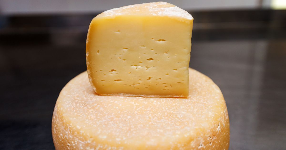 Аналитики зафиксировали разрыв между закупочными и розничными ценами на молоко