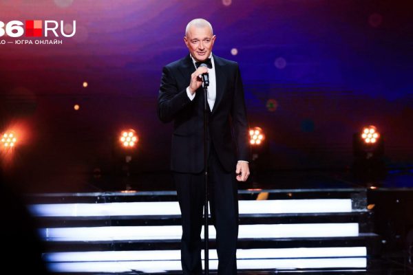 Да она ему в дочери годится: Егор Бероев тайно женился на молодой балерине — фото избранницы актера