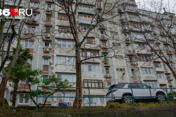 Земля уходит из-под ног: показываем, как в Сочи ползут дома и дворы