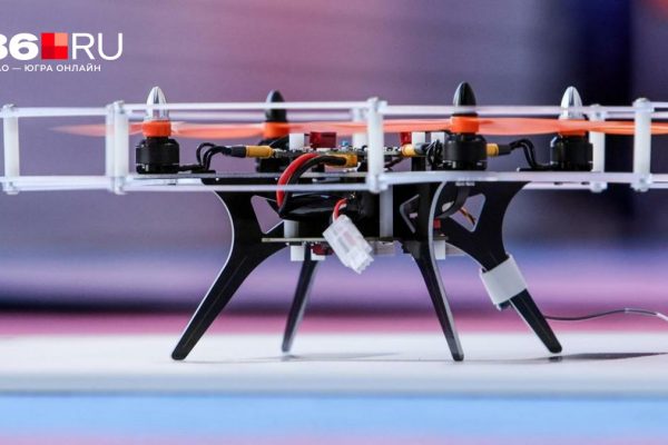 Вместо обычной физики и информатики — беспилотники. К чему готовят старшеклассников