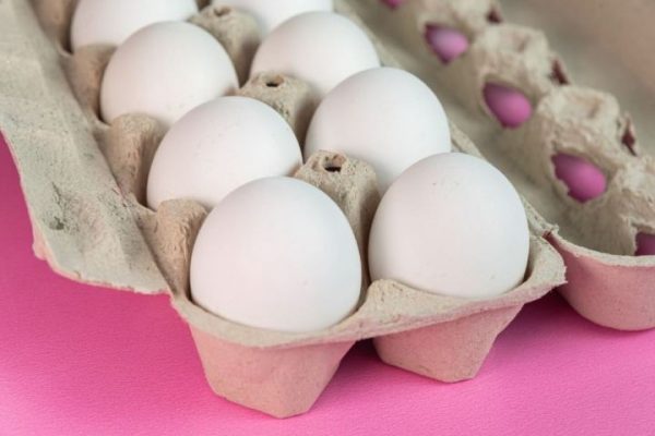 Где в России самые дешевые и самые дорогие куриные яйца