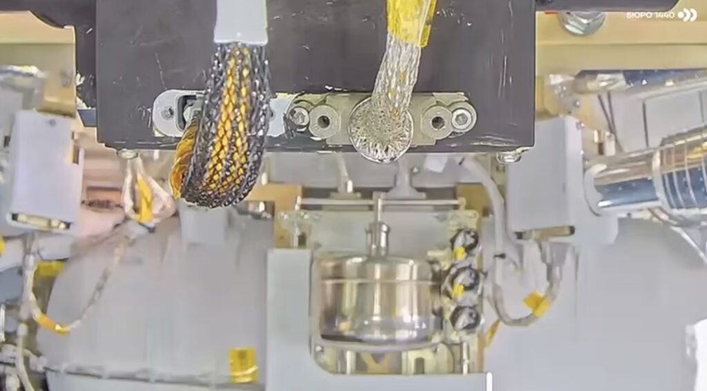 РФ запустила на орбиту спутники для широкополосного интернета из космоса