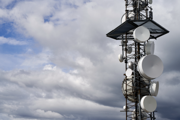 Число базовых станций 4G в России выросло на 16% за год - LENNEWS