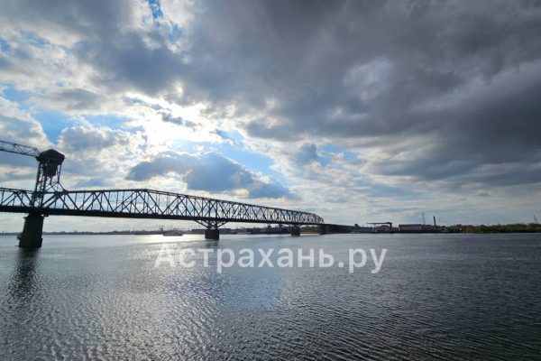 В Астрахани 5 марта перекроют движение по Старому мосту