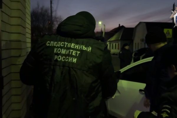 В Астрахани 73-летний мужчина расстрелял свою молодую экс-супругу