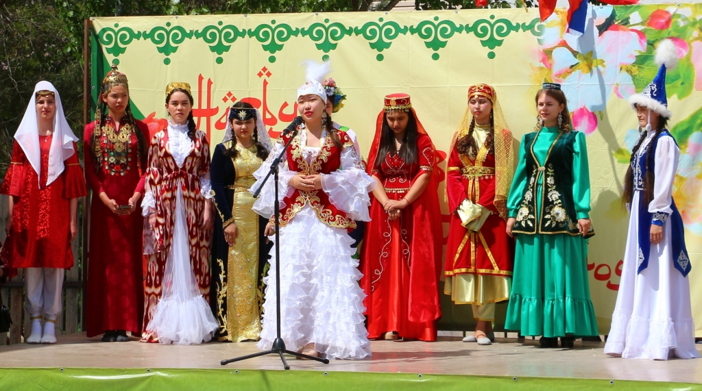 Астраханских девушек приглашают на конкурс «Навруз бике»
