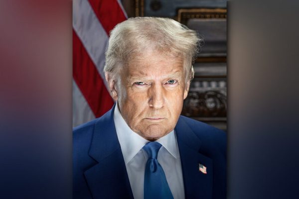 Трамп: США могут "свернуть" войну с Ираном