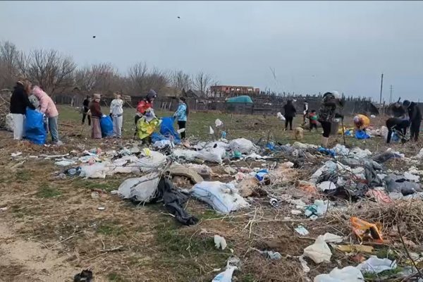 Жители Астраханской области устроили «чистый бунт»