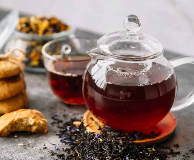 «Чтобы пили чай и нас вспоминали»: в Красноярске дети собирают помощь бойцам СВО