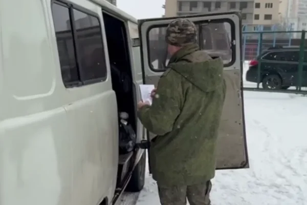 В Красноярске расследуют гибель женщины и маленького ребёнка