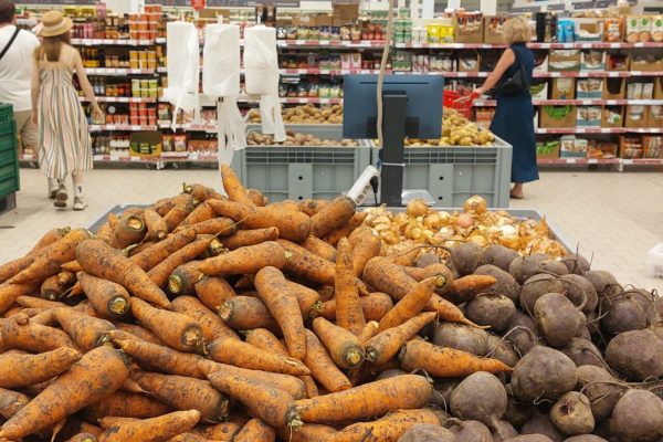 В Астраханской области изменились цены на самые важные продукты | АРБУЗ