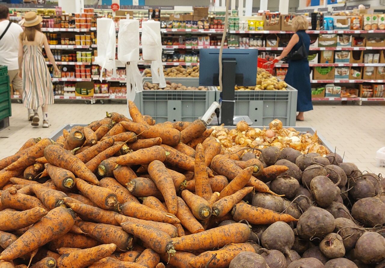 В Астраханской области изменились цены на самые важные продукты | АРБУЗ