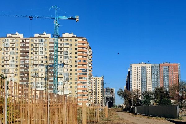 Астраханцы активно распродают купленные квартиры в новостройках | АРБУЗ