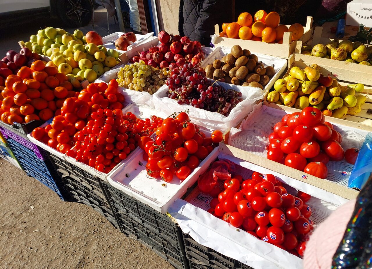Что происходит в Астрахани с ценами на помидоры и откуда везут плоды | АРБУЗ