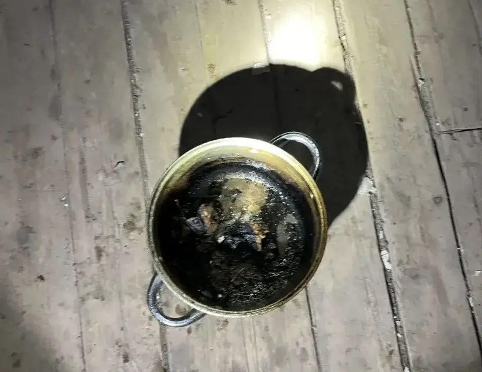 В Астрахани огнеборцы спасли женщину на пожаре