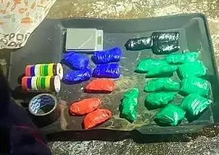 Сотрудники ДПС в Красноярске обнаружиди у водителя Lexus почти 800 граммов синтетических наркотиков