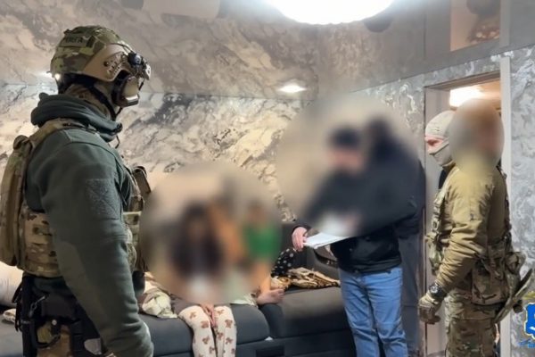 В Астрахани мошенники похитили у бойцов СВО более 6 млн рублей