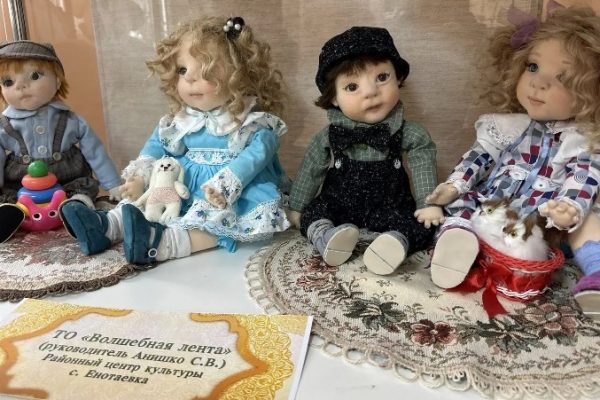 Работы енотаевских умельцев можно увидеть на выставке