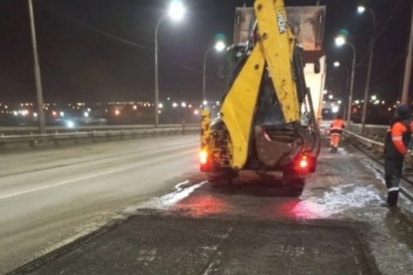 Сезон дорожных работ в Астрахани начался с Нового моста