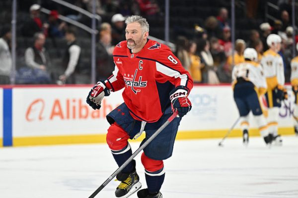 Овечкин забросил 921-ю шайбу в НХЛ и обновил снайперский рекорд лиги