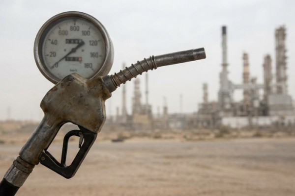 Аналитик Чернов: цены на нефть могут превысить $100 на фоне ситуации в Иране