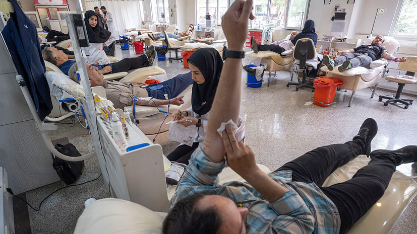 «Раптли» показало переполненные пункты сдачи крови в Тегеране
