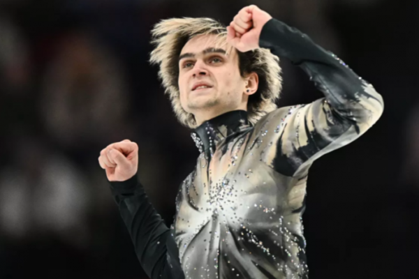 Игнатов пошутил, что у него есть план не ставить их с Трусовой сына на коньки