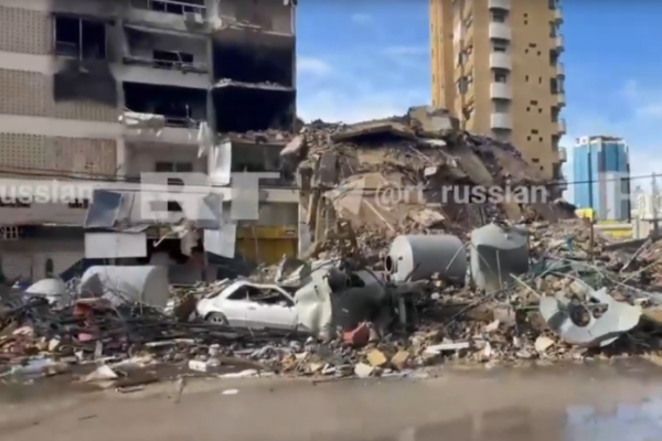 RT показал последствия ударов Израиля по кварталу в Бейруте